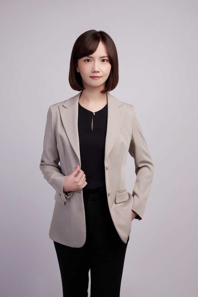 邱芳儀